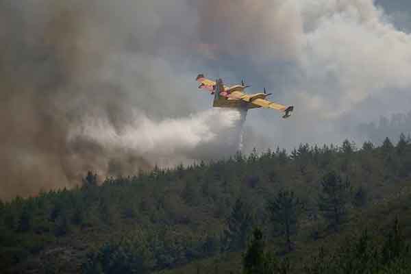 Συνετρίβη Canadair ενώ επιχειρούσε στις φωτιές στην Πορτογαλία