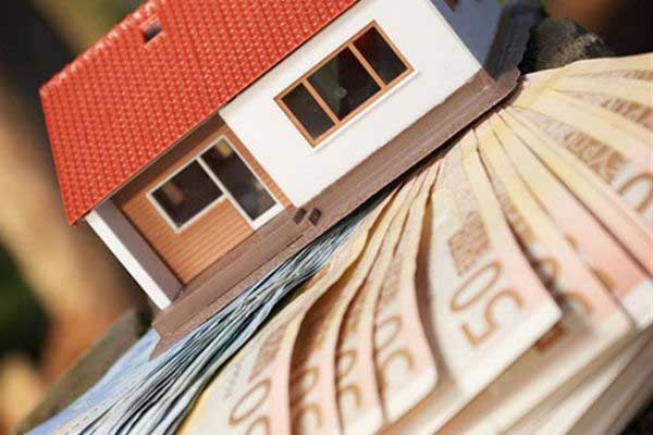 Αναδρομικός φόρος σε όσους πούλησαν σπίτια την τελευταία δεκαετία