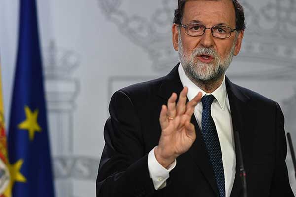 Διαλύει το καταλανικό κοινοβούλιο ο Ραχόι - Προκηρύσσει πρόωρες εκλογές στην περιφέρεια