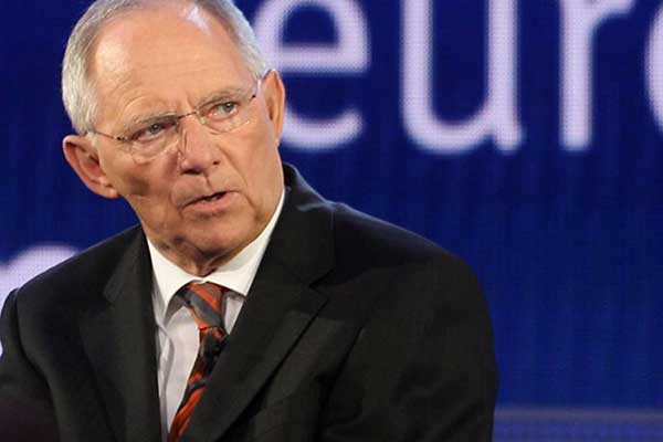 Η Ελλάδα σε δεινή θέση! Ο Σόιμπλε απειλεί! Χωρίς το ΔΝΤ δόση δεν έχει!