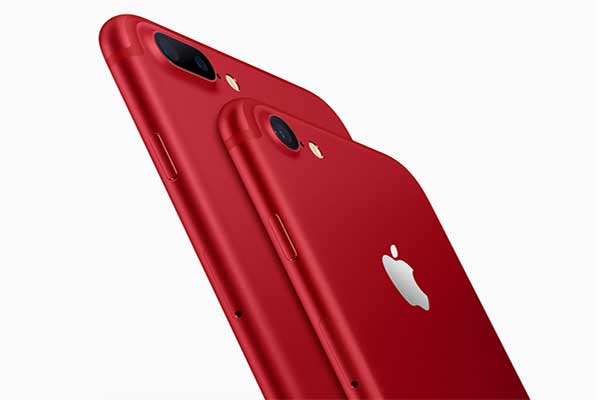 Η Apple κυκλοφόρησε το iPhone 7 σε κόκκινο χρώμα