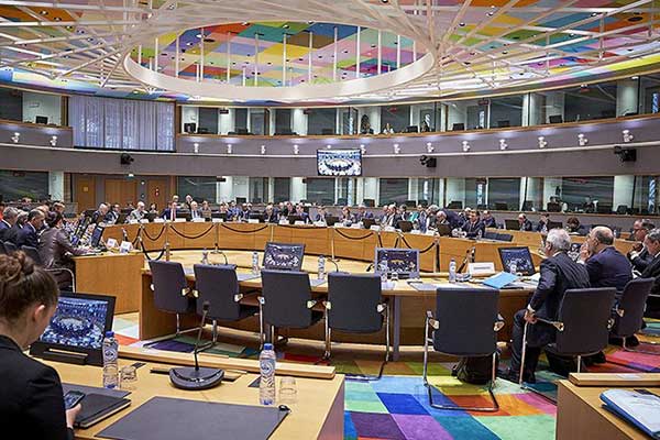 Eurogroup: Σήμερα η ολοκλήρωση της αξιολόγησης - Τον Φεβρουάριο η δόση