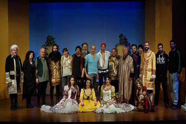 Θεατρική Ομάδα "Δούρειος Ίππος": Πρεμιέρα σήμερα με τη "Δωδέκατη Νύχτα" του Ουίλιαμ Σαίξπηρ στο Θέατρο Απόλλων