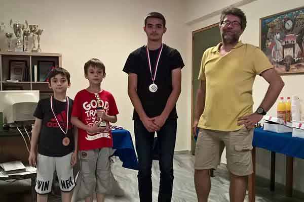 Σκακιστική Ακαδημία Πύργου: Με το χρυσό επέστρεψαν οι Μακρίδης Δημήτρης και Κολλύρης Ανδρέας από την Πάτρα