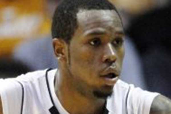 Και ο Kenny Hall στο Κόροιβο Αμαλιάδας