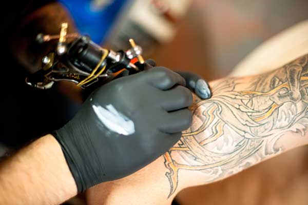 Τατουάζ: Τι πρέπει να ξέρετε για την αφαίρεσή του