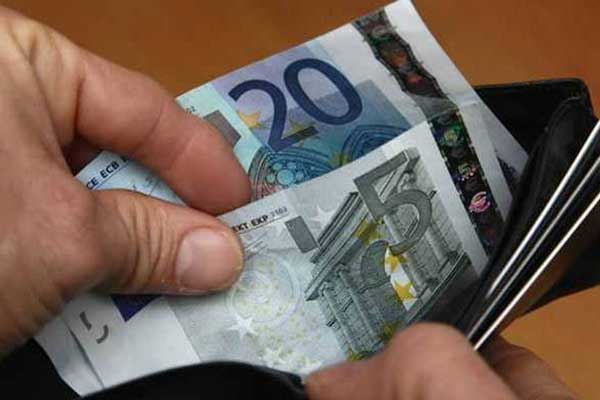 Κοινωνικό μέρισμα 2017: Δικαιούχοι όσοι παίρνουν ΚΕΑ