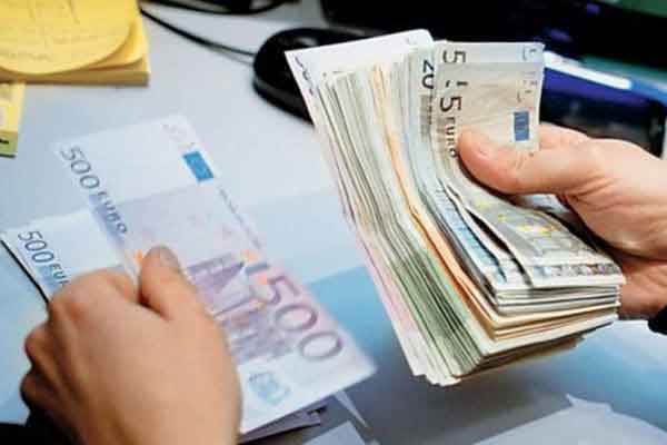 Καταθέσεις: Ποιοι κινδυνεύουν με κατάσχεση – Πώς θα σώσετε τα χρήματά σας