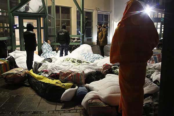 Σκάνδαλο σε κέντρο μεταναστών στη Σουηδία: Εργαζόμενες αποπλάνησαν ανήλικους μετανάστες