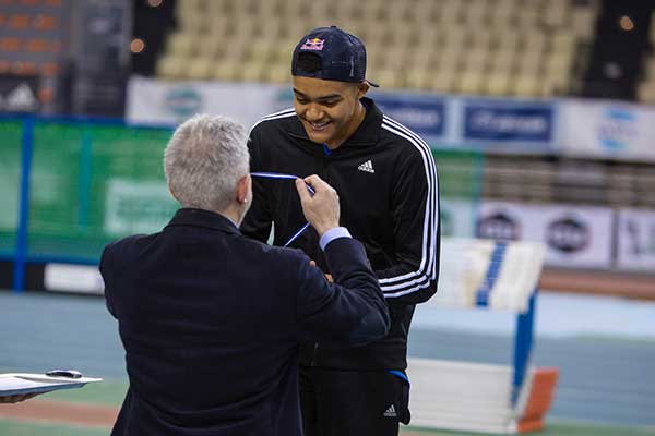 Ο Ηλείος πρωταθλητής του επί κοντώ Εμμανουήλ Καραλής και επίσημα στο Ευρωπαϊκό Πρωτάθλημα 