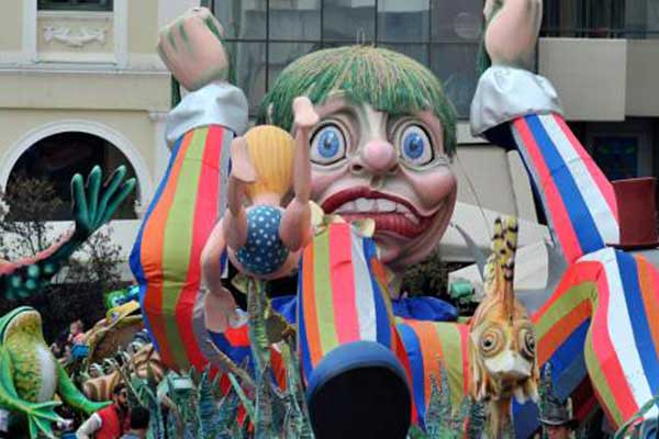 Οι φορολογικές παραβάσεις του... Καρνάβαλου -Τι έδειξαν οι έλεγχοι τις Απόκριες