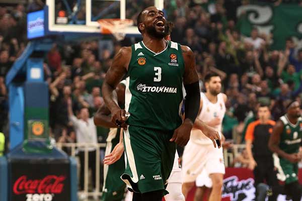 Παναθηναϊκός-Ρεάλ Μαδρίτης 82-80: Απίθανη ανατροπή στο φλεγόμενο ΟΑΚΑ