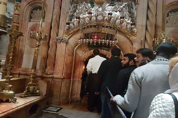 Χριστούγεννα στην Ιερουσαλήμ -Το κλίμα στον Ιερό Ναό του Παναγίου Τάφου [εικόνες]