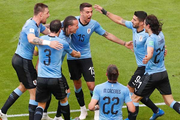 Μουντιάλ 2018: Η Ουρουγουάη υπέταξε τη Ρωσία με 3-0 και πήρε την πρωτιά