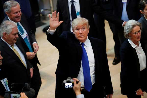 H «βόμβα» Τραμπ έφτασε στο Νταβός: Ήρθα εδώ γεμάτος... πάθος