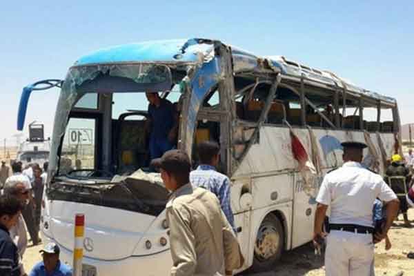 Μακελειό στην Αίγυπτο:Επίθεση σε Χριστιανούς Κόπτες -Τουλάχιστον 23 νεκροί