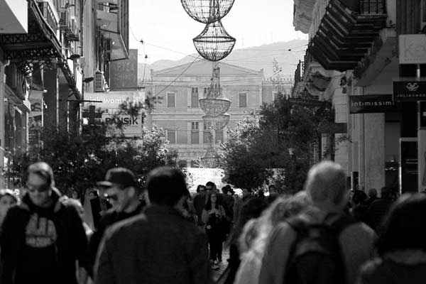 Δουλεύουμε 198 μέρες για το κράτος και 167 ημέρες για τους εαυτούς μας!