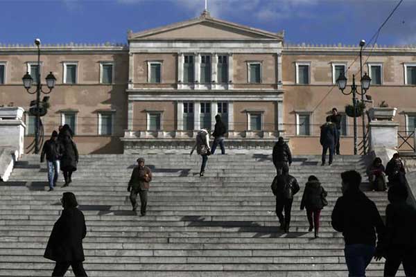 Κοινωνικό μέρισμα:Το πήραν 172 υπηκοότητες, μεταξύ τους Βρετανοί & Γερμανοί