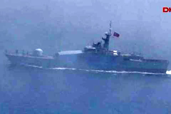 Ρωσικό πολεμικό πλοίο βυθίστηκε μετά από σύγκρουση με εμπορικό στα ανοιχτά του Βοσπόρου [βίντεο]