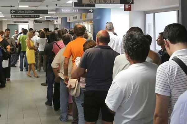 Νέο αλαλούμ: Zήτησαν προκαταβολή φόρου και απ΄όσους έκλεισαν τα βιβλία τους