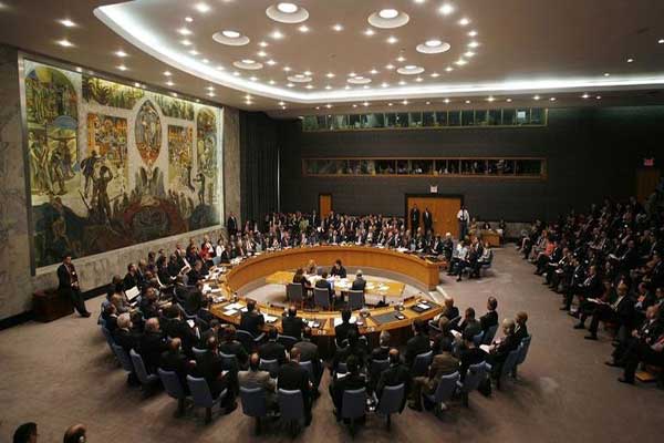 Οι ΗΠΑ αξιώνουν τα υπόλοιπα κράτη μέλη του Συμβουλίου Ασφαλείας να επιβάλλουν κυρώσεις στο Ιράν