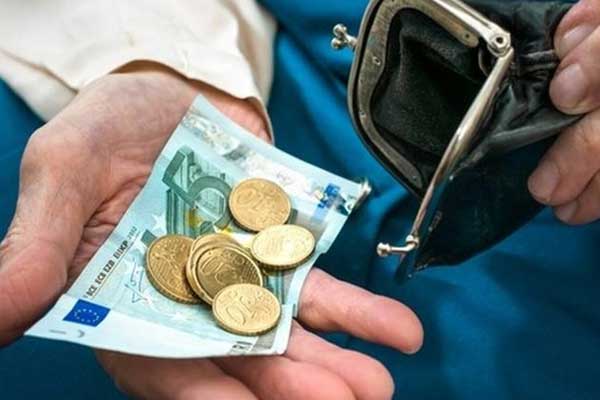 Έξι στους 10 μισθωτούς έχουν μεικτές αποδοχές κάτω των 1.000 ευρώ