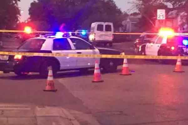 Τρόμος σε πάρτι Halloween! Άνδρας ντυμένος… Άγιος Βασίλης, άνοιξε πυρ