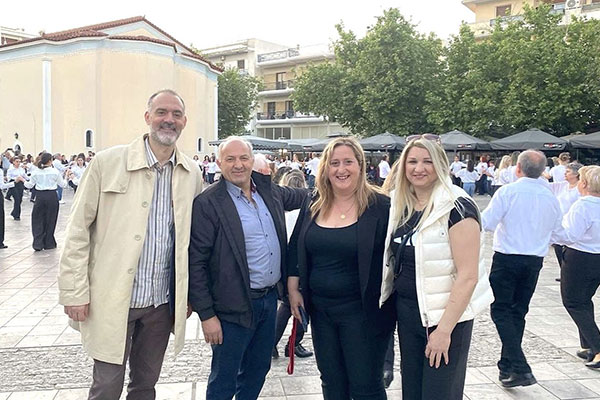 04 PAGKOSMIA HMERA XOROU