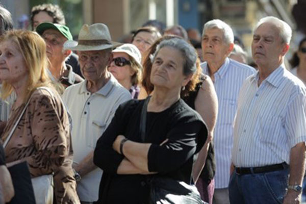 ΙΚΑ: Στις 4 Ιουλίου οι επικουρικές στους λογαριασμούς των δικαιούχων
