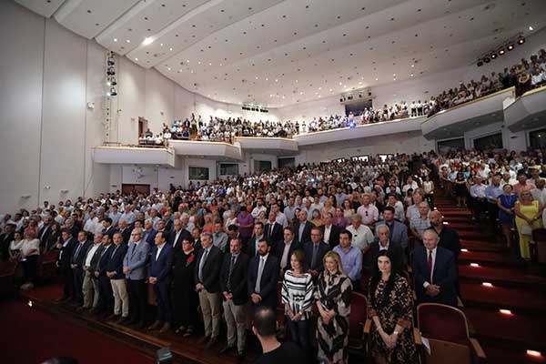 20190829192125 GT1 6018