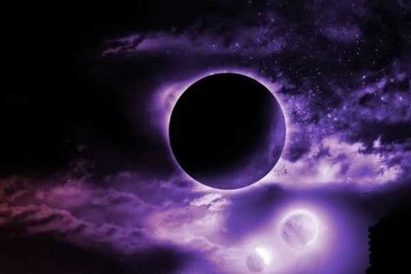 Έρχεται το «Μαύρο Φεγγάρι»- Γιατι το συνδέουν με την Αποκάλυψη και το τέλος του κόσμου;