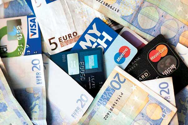 Πώς θα «χτίζεται» το αφορολόγητο - Τι να κάνετε με τις αποδείξεις