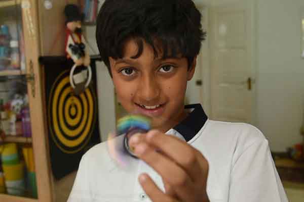 «Τερμάτισε» το δείκτη ευφυίας - Ποιος είναι ο 11χρονος με το μεγαλύτερο IQ στον κόσμο