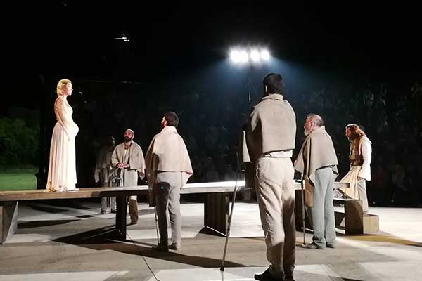 38253861 10155547436986716 4528416974903967744 n