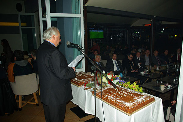 27484855 2042607362642132 2031284538 o