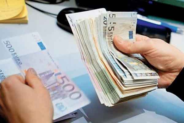 Ανοίγουν λογαριασμούς και αρπάζουν καταθέσεις – Ποιοι είναι στο στόχαστρο