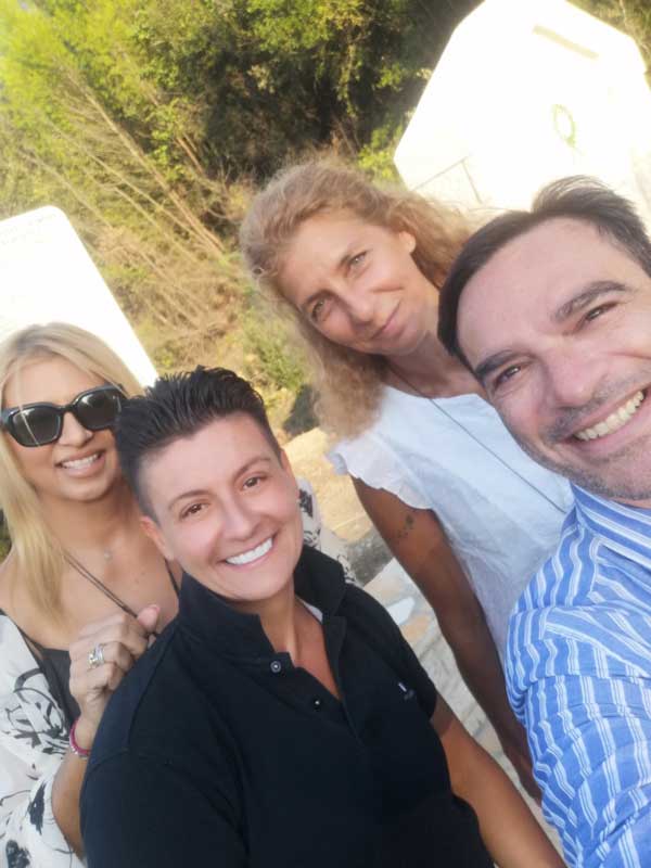 NIKOLAKOPOULOS MONOPATIA SELFIE