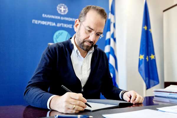 ΝΕΚΤΑΡΙΟΣ ΦΑΡΜΑΚΗΣ 4