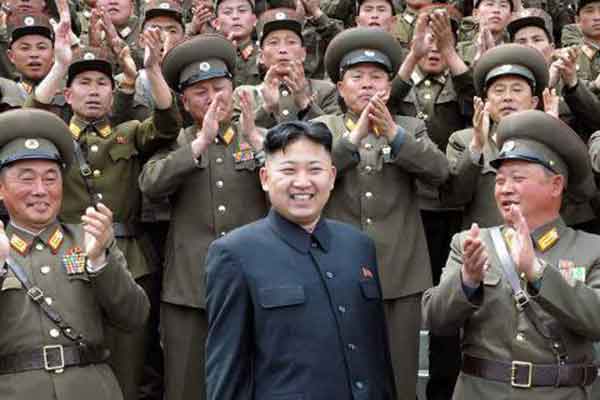 Politico: Γιατί ο Κιμ Γιονγκ Ουν δεν φοβάται τον Ντόναλντ Τραμπ