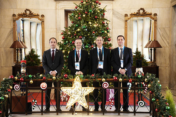 dimarxos athina ekexeiria k paradosi flogas5