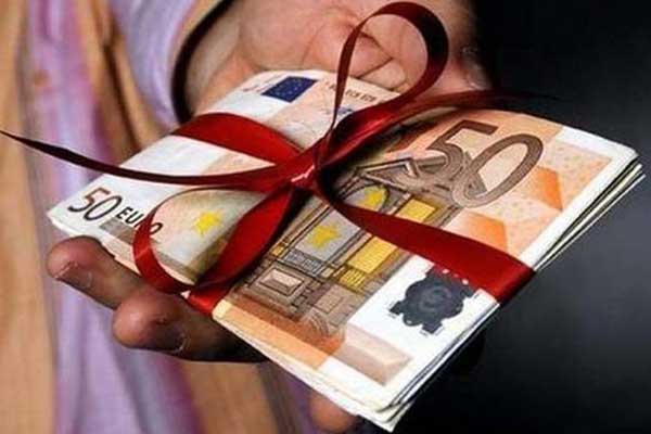 Το αργότερο, μέχρι σήμερα πρέπει να καταβληθεί το Δώρο Πάσχα