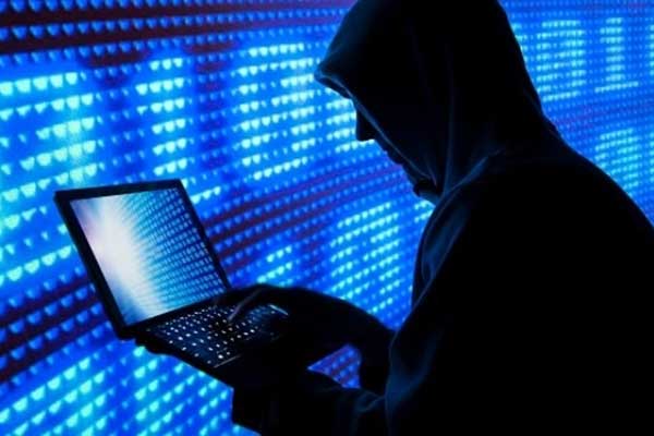 Η ΕΛ.ΑΣ. προειδοποιεί για το επικίνδυνο διαδικτυακό φαινόμενο "Blue Whale Chalenge"