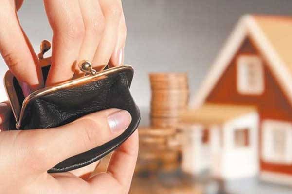 «Βροχή» πάνε οι κατασχέσεις: 600 κάθε ημέρα για τον Μάρτιο