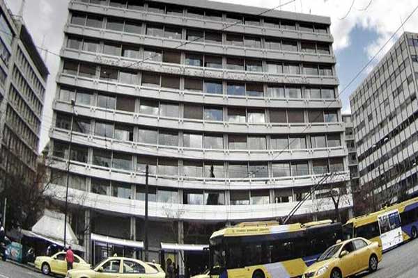 Το ΥΠΟΙΚ απαντά στον Μητσοτάκη: Γιατί δεν μπορεί να δοθεί το 0,5% του πλεονάσματος στην κοινωνία, το 2017