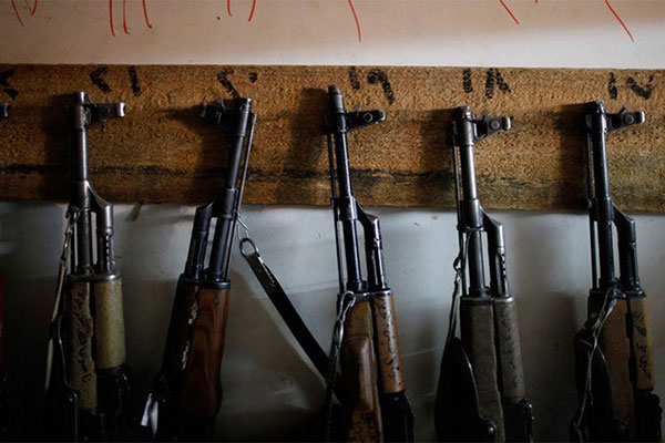 Συνέλαβαν Γάλλο με 100 κιλά εκρηκτικά και Καλάσνικοφ -Ετοίμαζε χτύπημα στο Euro;