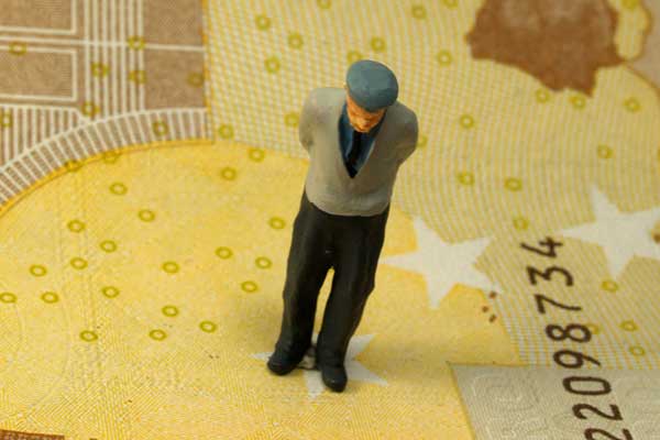 Συντάξεις-σοκ από το 2019: Ποιοι είναι οι μεγάλοι χαμένοι (πίνακας + παραδείγματα)