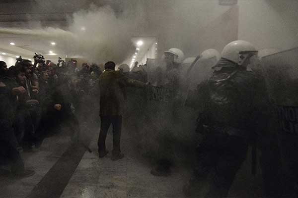 Eurogroup: Μόνο αν γίνουν κανονικά οι επόμενοι πλειστηριασμοί θα... δώσει τη δόση