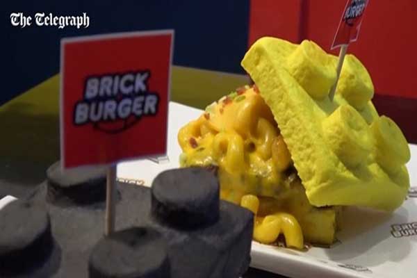 Φιλιππίνες: Εστιατόριο προσφέρει πολύχρωμα μπέργκερ σε σχήμα Lego!Φιλιππίνες: Εστιατόριο προσφέρει πολύχρωμα μπέργκερ σε σχήμα Lego!