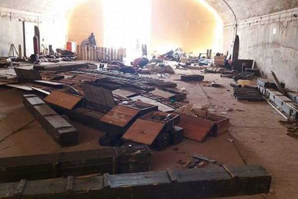 Η Μόσχα λέει ότι ο βομβαρδισμός αποθήκης χημικών σκόρπισε τον θάνατο χθες στη Συρία