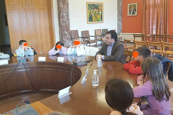 2 2023 04 05T132850.444